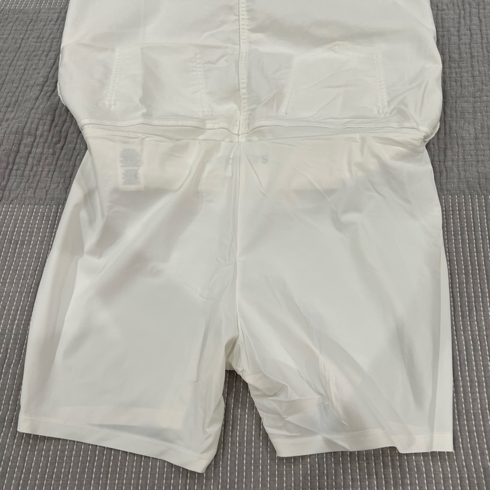 Chic White Mini Skirt/ Skort  for Women, SIZE XL - Picture 8 of 8